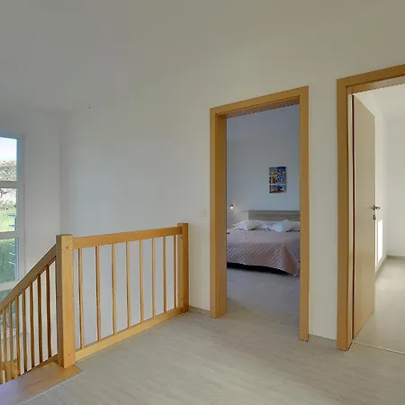 Family Friendly House With A Parking Space Galizana, Fazana - 22739